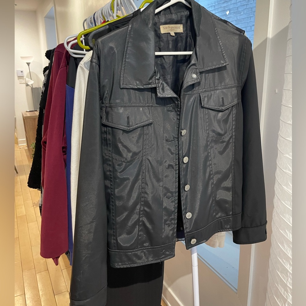 Black Jacket (Light)